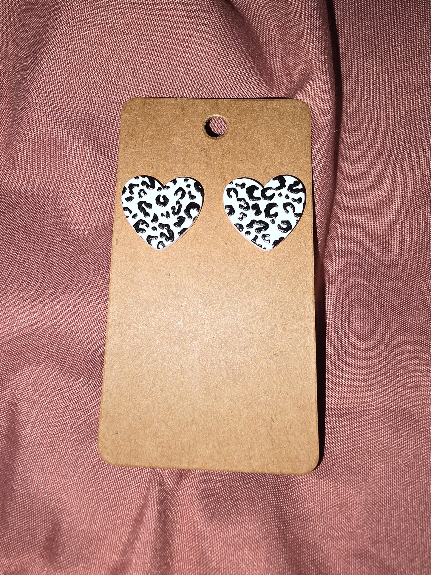 Leopard heart earrings