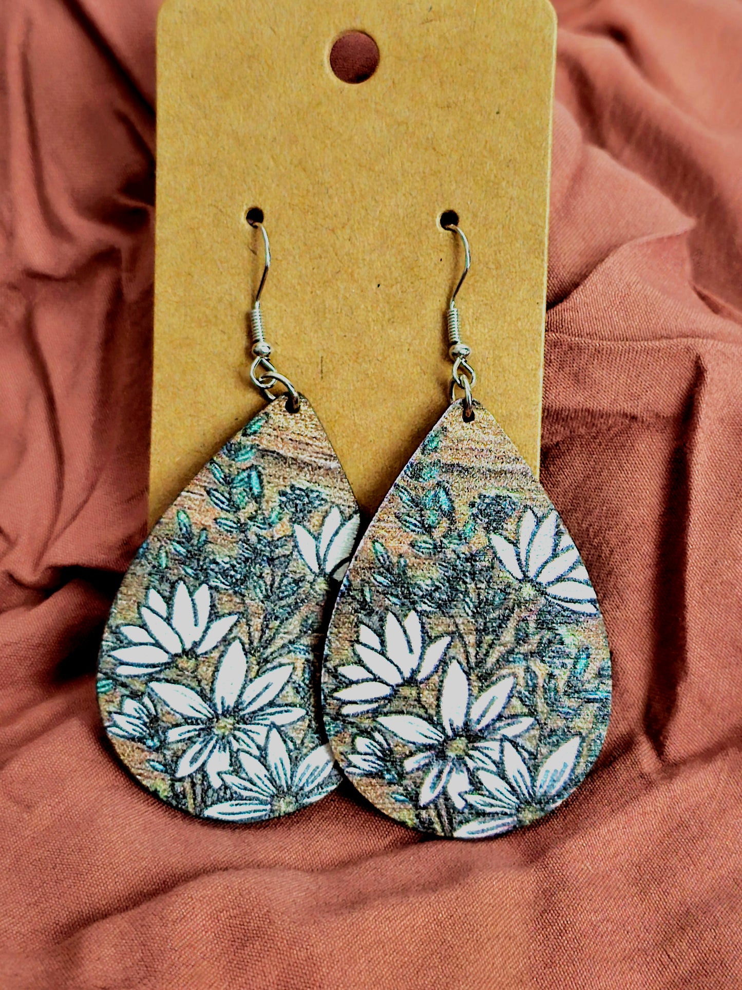 Field of daisies earrings
