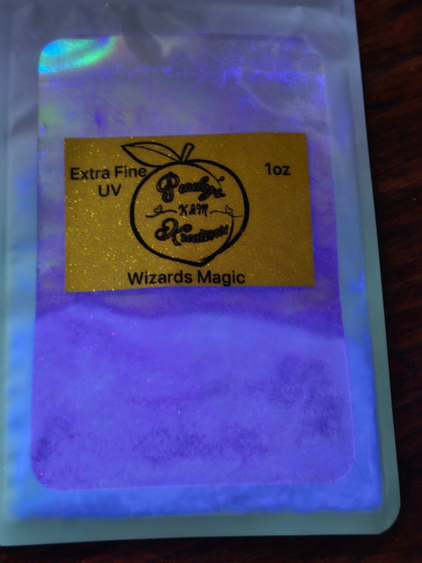 Wizard's Magic UV glow glitter