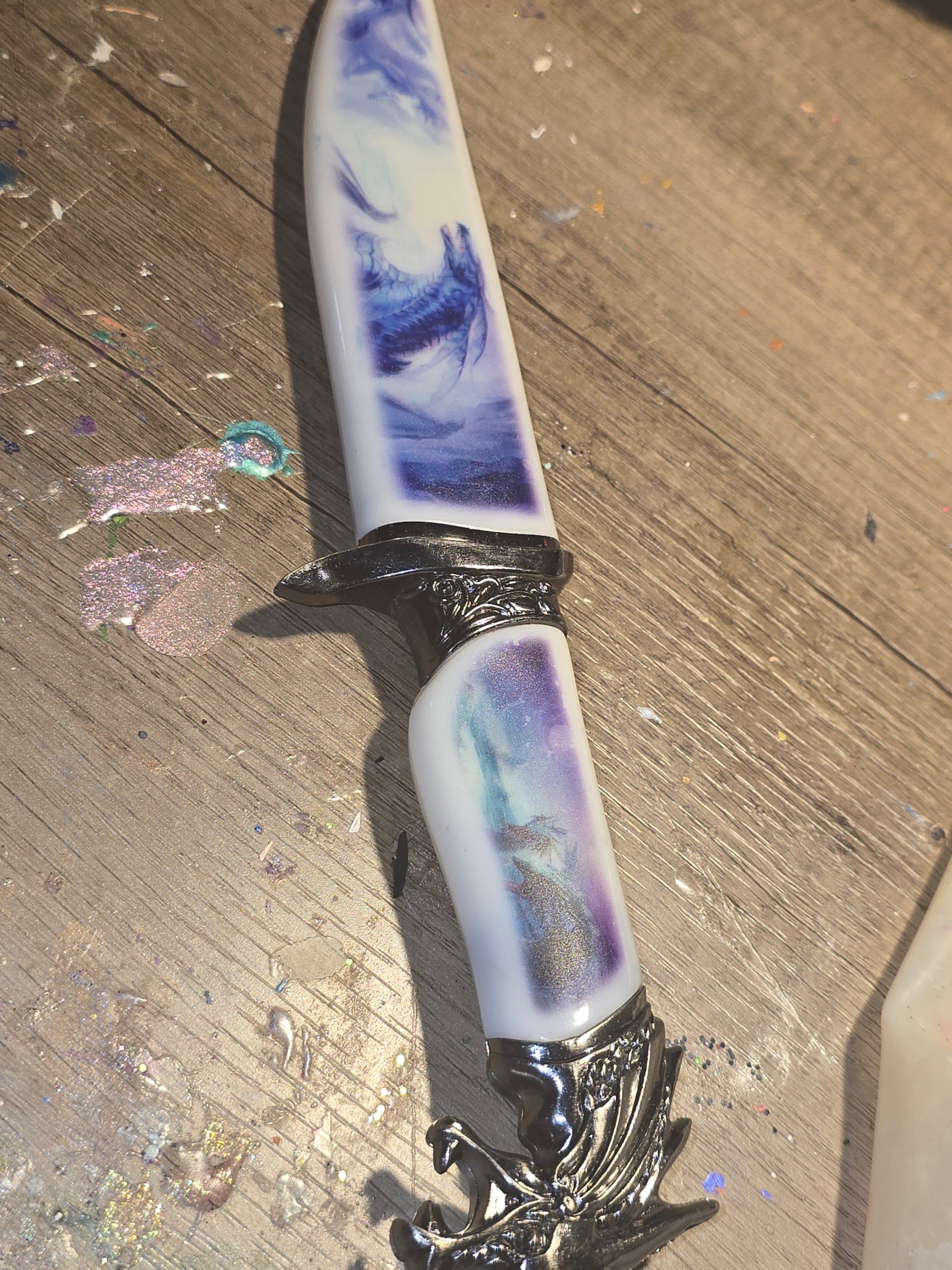 Decorative knife