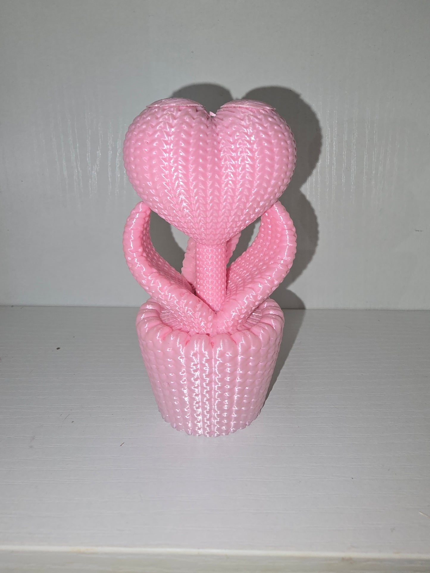 Small 3D knitted heart pot