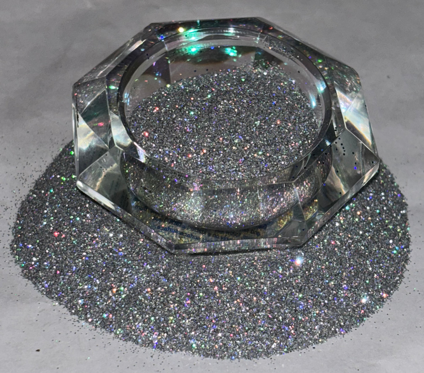 Tiny Diamond Holographic Extra Fine Glitter