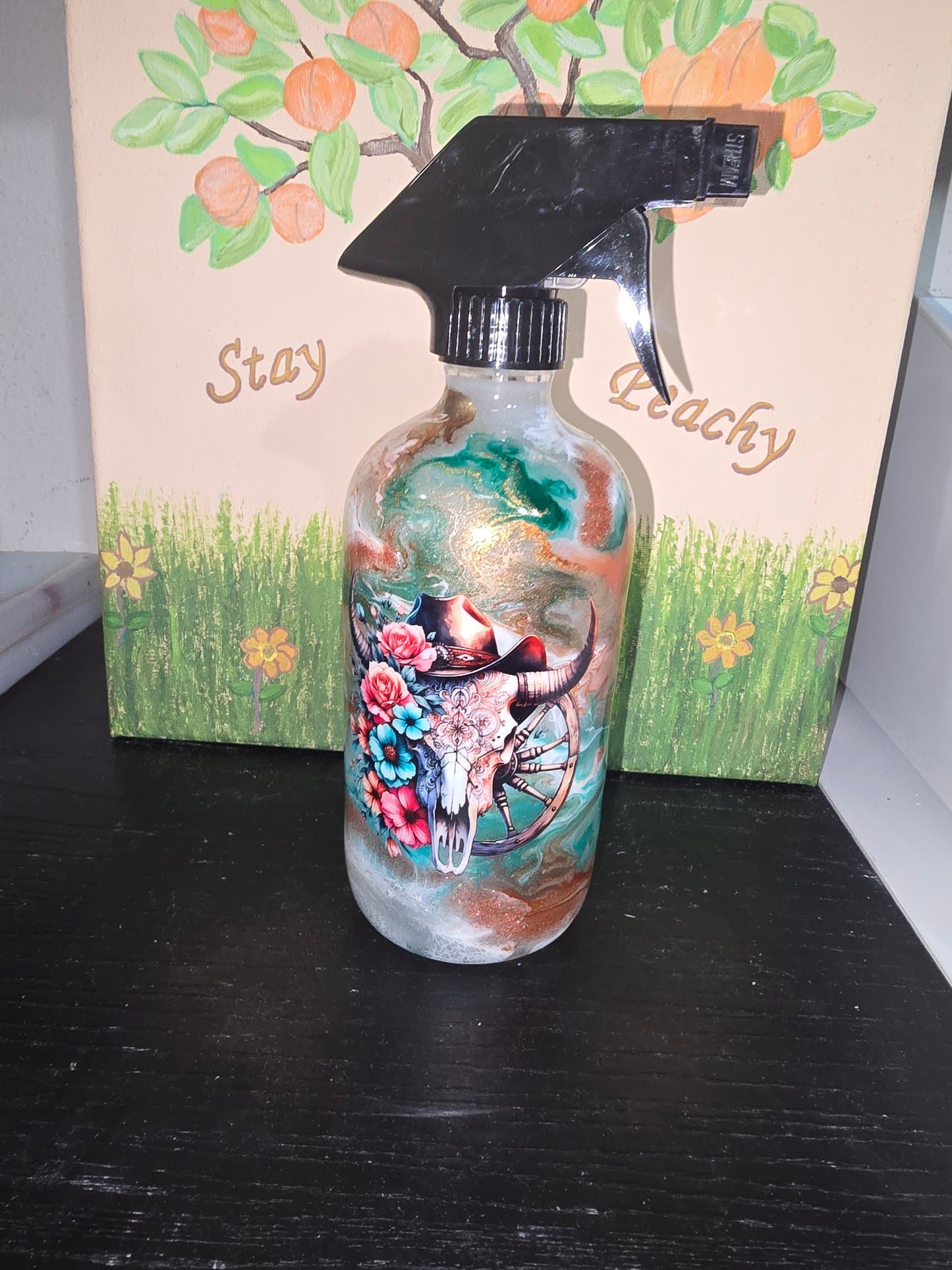 16.9 oz glass spray bottle
