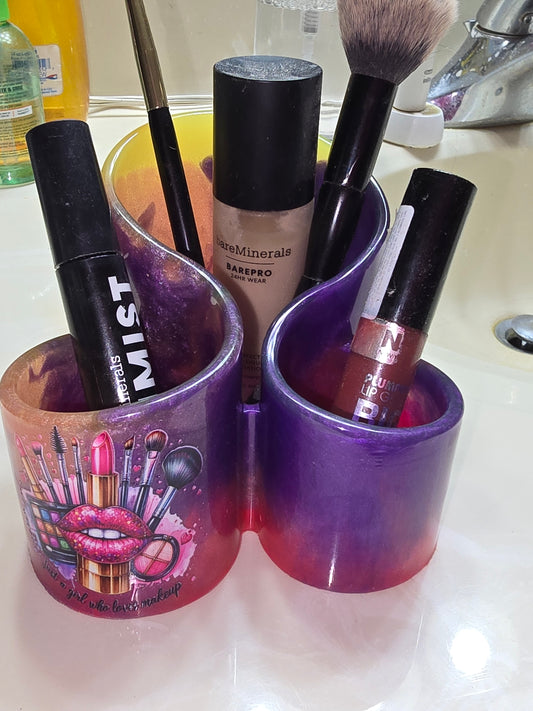 Resin make up holder