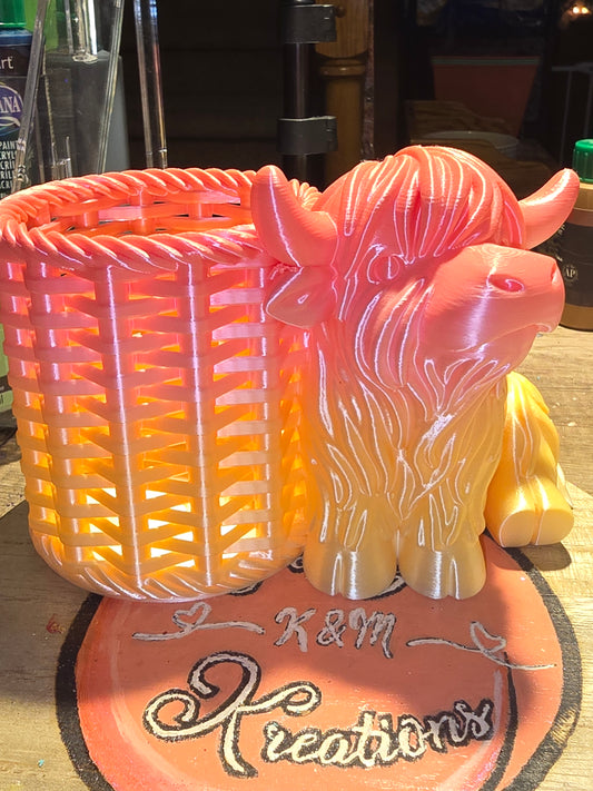 Michelle's custom fluffy cow pen holder