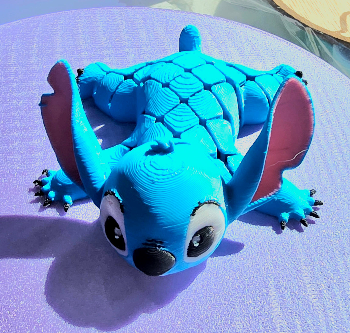 Articulating blue guy fidget