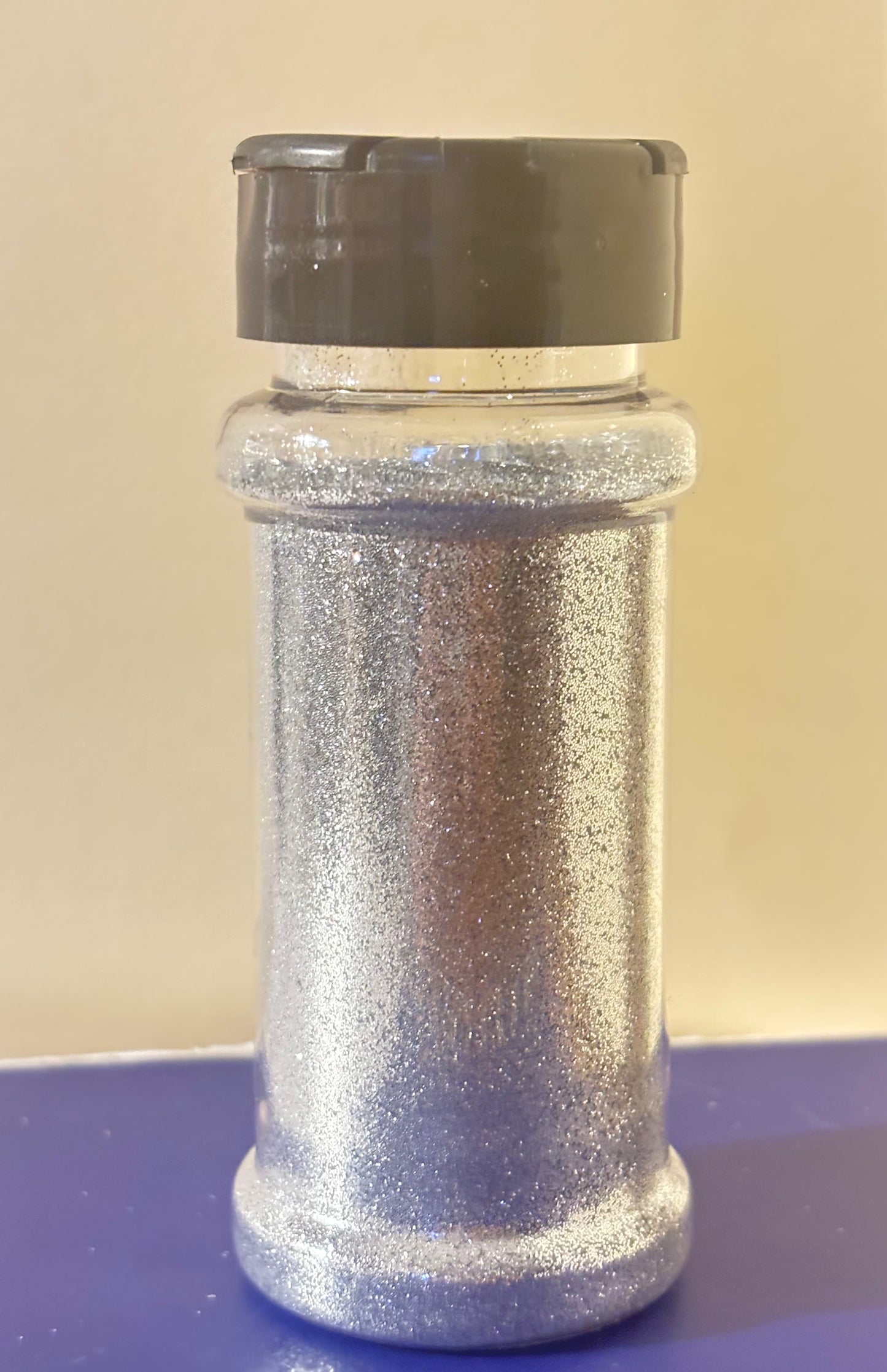 Tiny Diamond Holographic Extra Fine Glitter