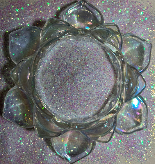 Opalescence glow in the dark glitter