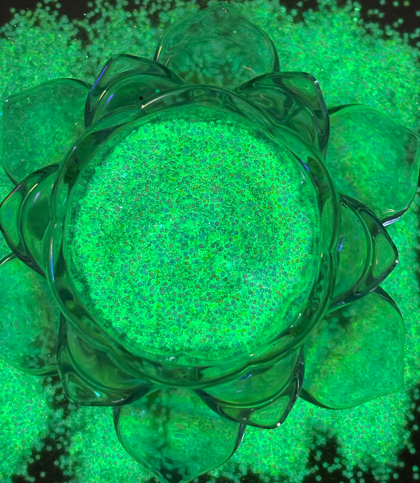 Opalescence glow in the dark glitter