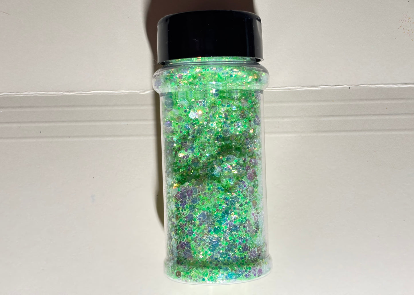 Patty glow glitter