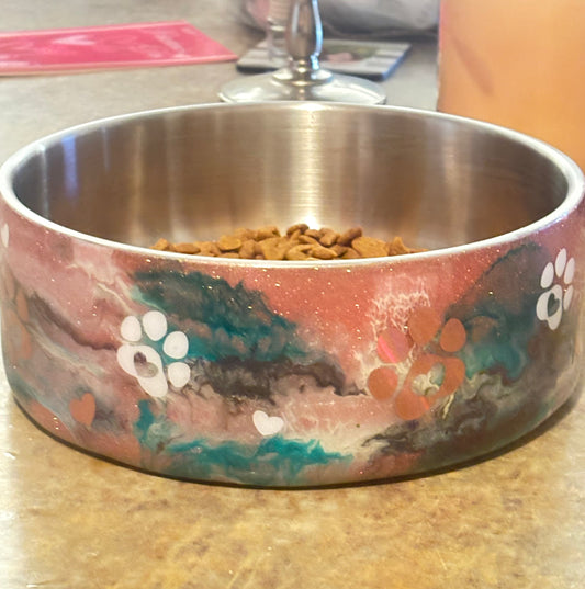 Customizable 64 oz dog bowl