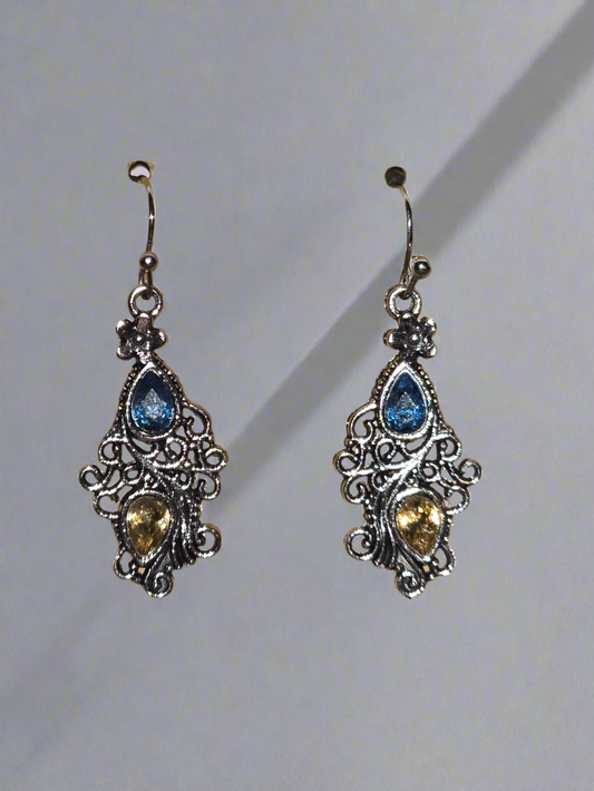 Beautiful intricate scroll earrings