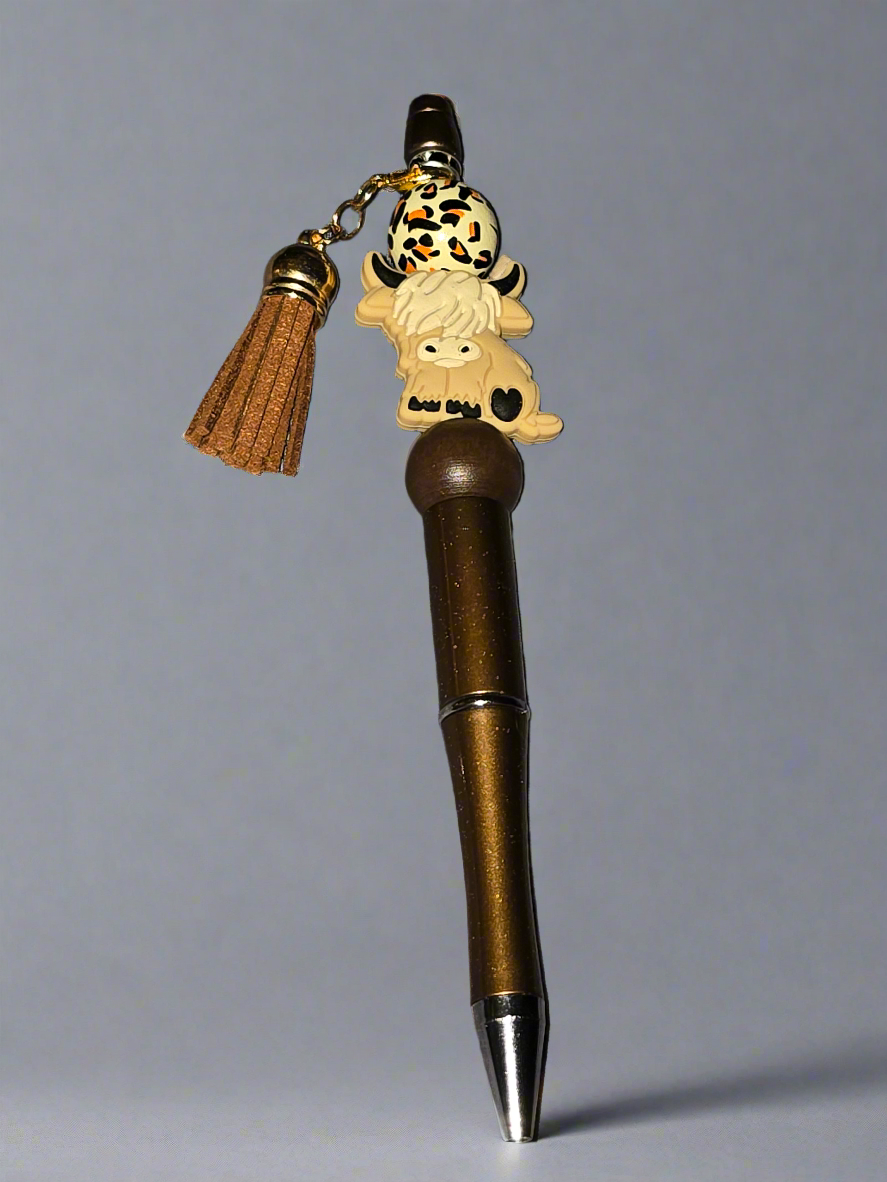 Hairy cow focal beaded pen