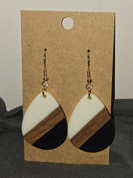 Geometric wood and resin earrings