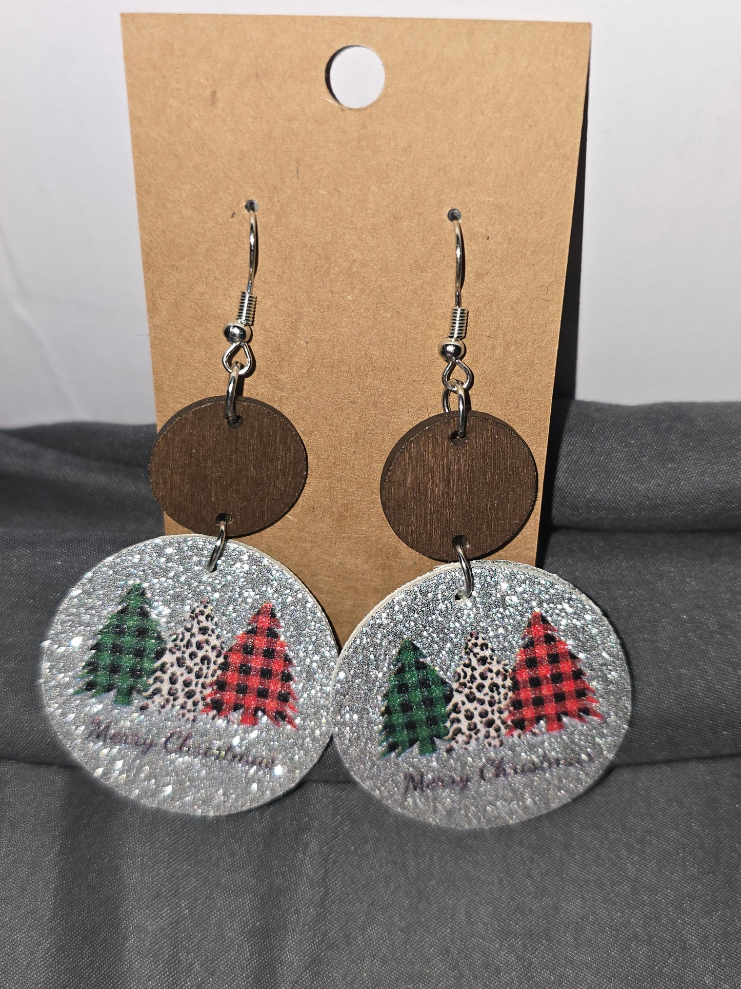 Merry Christmas tree earrings