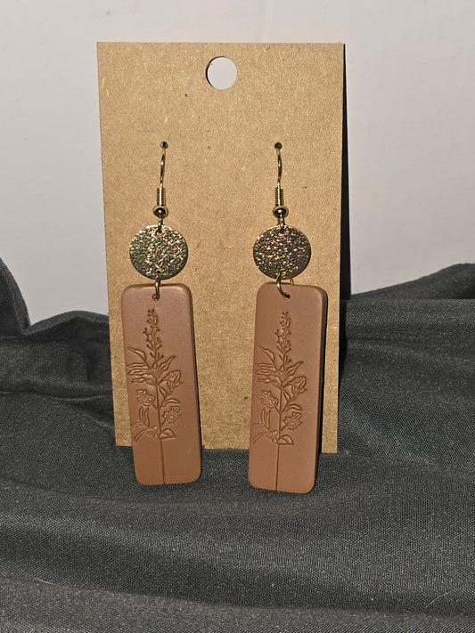 Stamped gold earrings